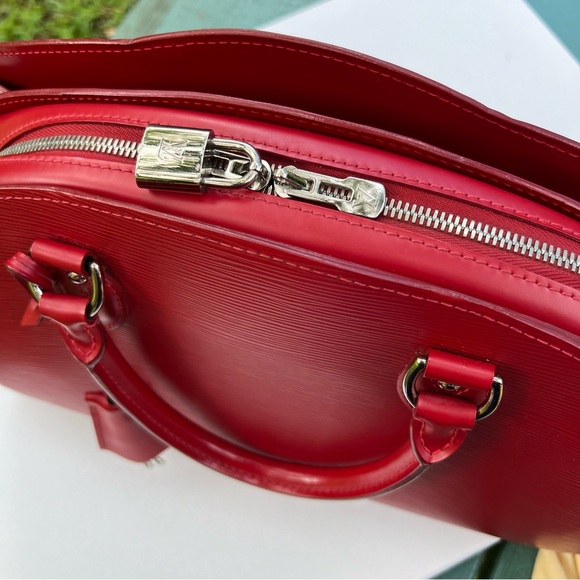 Louis Vuitton Pont Neuf NM Handbag Epi Leather PM Red Authentic - Picture 8 of 16